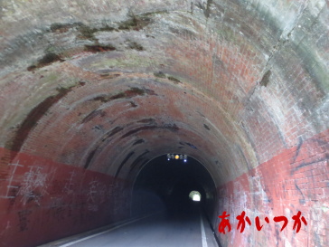 旧本坂トンネル内部